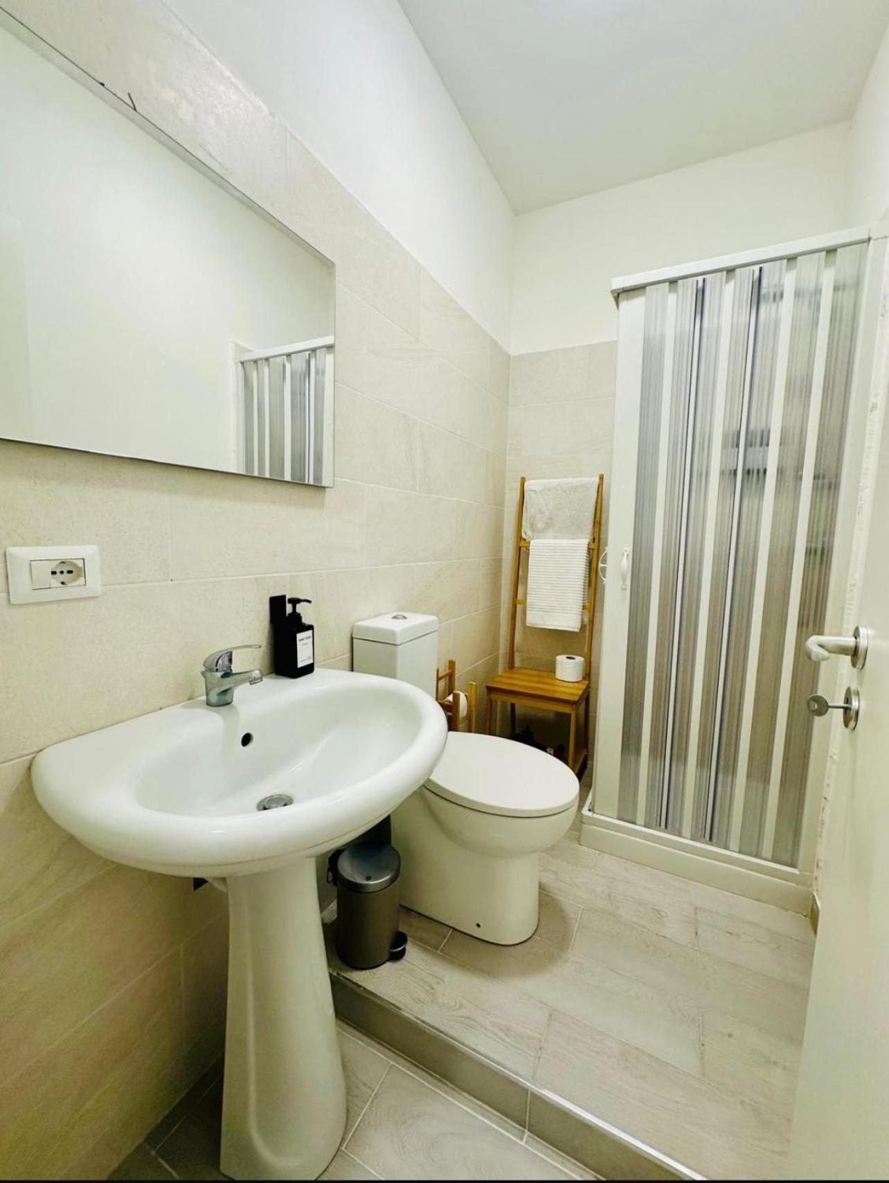 Sicilian Vibes House In Centro Apartment Catania Bagian luar foto